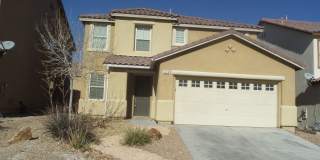 Perfectly Planned 4-Bed Home with Dedicated Home Office. Gallery 1