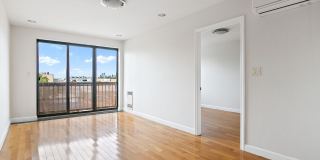 599 4th Avenue Gallery 2