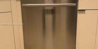 3145 NE 184th St Gallery 6
