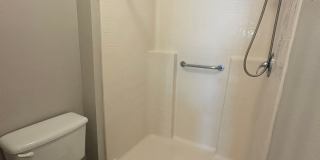 Charming and spacious 3-Bedroom Home with Screened Patio in Ashington Park! Gallery 24