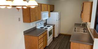 4 Bed, 2 Bath Twinhome in South Fargo! Gallery 1