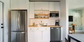 FARM VIEW BUNGALOW across from UofA Campus Farm! Available Today! Gallery 10