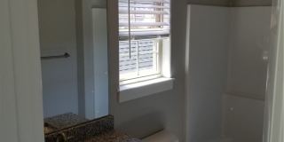 2367 Houston Street Gallery 12