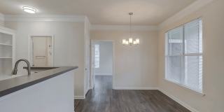 Lakeside at Town Center Apartments Gallery 40