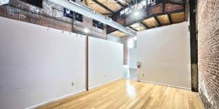 241 N FRANKLIN Street Gallery 9