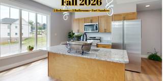 One Private Bedroom/Bath in Spacious 5BR/5BA Townhome Near UTK Gallery 1