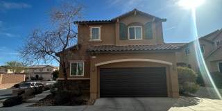 4-Bedroom Gated Mountain’s Edge Home with Loft & Downstairs Bedroom 4-Bedroom Gated Mountain’s Edge Home with Loft & Downstairs Bedroom Gallery 1