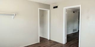 Adorable, Unique, and Roomy 3/2 Close to Tech! Move in Special Half off First Month! Gallery 7