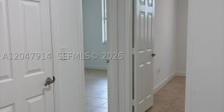 2080 Greenview Shores Blvd Gallery 2