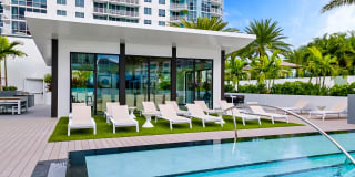 10X Las Olas Walk 10X Las Olas Walk Gallery 6