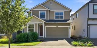 PROGRESS RIDGE | 3 BEDROOMS + DEN | 2.5 BATHROOMS | 2-CAR GARAGE | LUXURY HOME PROGRESS RIDGE | 3 BEDROOMS + DEN | 2.5 BATHROOMS | 2-CAR GARAGE | LUXURY HOME Gallery 1
