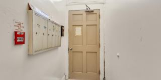 258 S 9TH Street Gallery 13