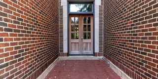 Lindsay 414 Gallery 19