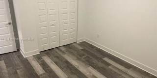 10445 NW 81st Ter th 10045 DORAL, FL 33178 Gallery 17