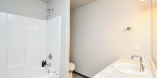 Stylish Townhome in Harrisburg School District – Open Floor Plan & Loft! Gallery 35