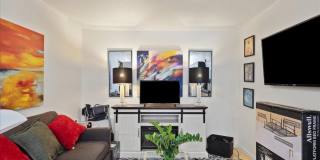 670 N 11th Street - ½ Gallery 1