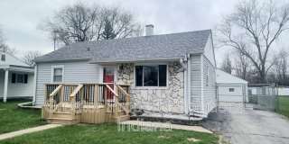 311 Maple St Gallery 1