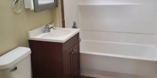 3905 Holdrege Street Gallery 7