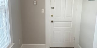 Adorable 1 Bedroom in Dunleath Historic District Gallery 6