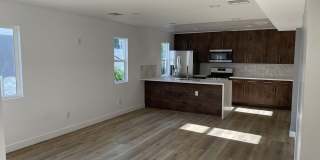 1552 Winona Blvd Gallery 6