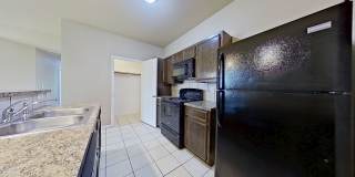 NO JUNE RENT + $1,395 RENT DUPLEX IN HARKER HEIGHTS! Gallery 27
