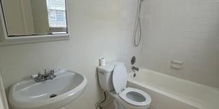 1106 W 22nd #3 Gallery 19