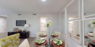 Lynnwood Park Gallery 16