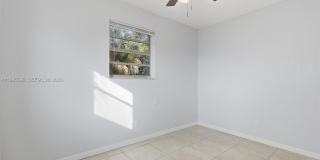 533 NW 15th Way Gallery 8