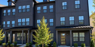 The Emery at Harris Place | Luxury Townhome Living Near Downtown Mooresville, NC| SAVE THIS HOLIDAY SEASON | 8 WEEKS FREE Gallery 1