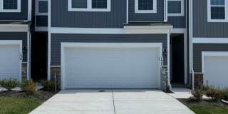 Beautiful 4BR Home with Garage & Modern Kitchen in Greenway Farms Gallery 1