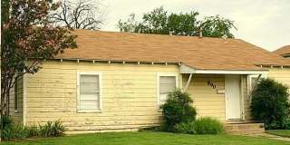 1602 S 9th Street Gallery 1