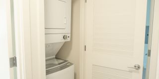 Uptown Lake Oswego Gallery 27