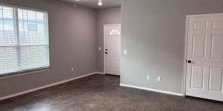 3br 2ba duplex with 2 car garage in OKC! Gallery 4