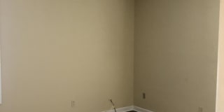 200 N Franklin Street Gallery 23