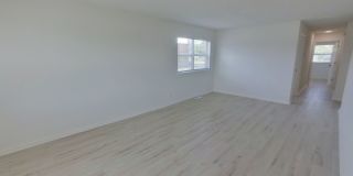 5BR Renovated Home - Accepting Section 8 Gallery 6