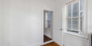 122 Columbia St. Gallery 9