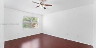 1120 W Lake St # 0 Gallery 7