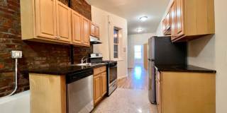 326 21st Street Gallery 1