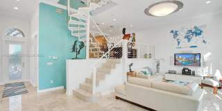 3942 NE 171st St Gallery 8