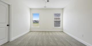 Must see single story 4 bed/3 full bath floor plan in sought after Fairview Gardens! Gallery 7