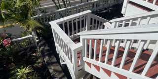 3 Bedroom / 3 Bath Home with Ocean Views and World Class Surfing on Ali'i Dr Gallery 20