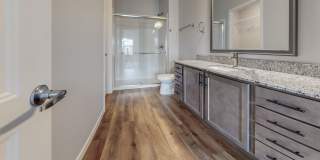 Edison at Woodbury Gallery 31