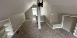 4 Bedroom House in St. Louis Park Gallery 15