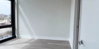 1214 W Van Buren St Gallery 14