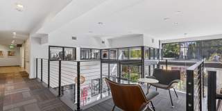 Smith & Burns Gallery 19