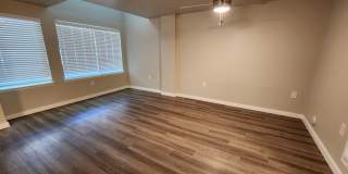 95 Burnett Gallery 4