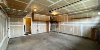 Three Bedroom in SW Bend Aspen Rim Neighborhood Gallery 18
