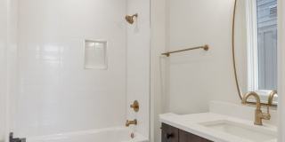 Salemtown Townhome Near Downtown | Screened Patio, Fenced Yard & 2 Parking Spaces Gallery 27