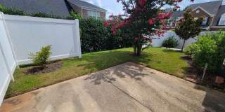 4 Bed, 3.5 Townhome in Five Forks is Available! Gallery 19