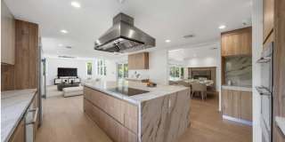 5120 Carillo Street Gallery 17